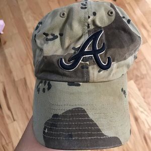 MLB Atlanta Braves camouflage baseball cap